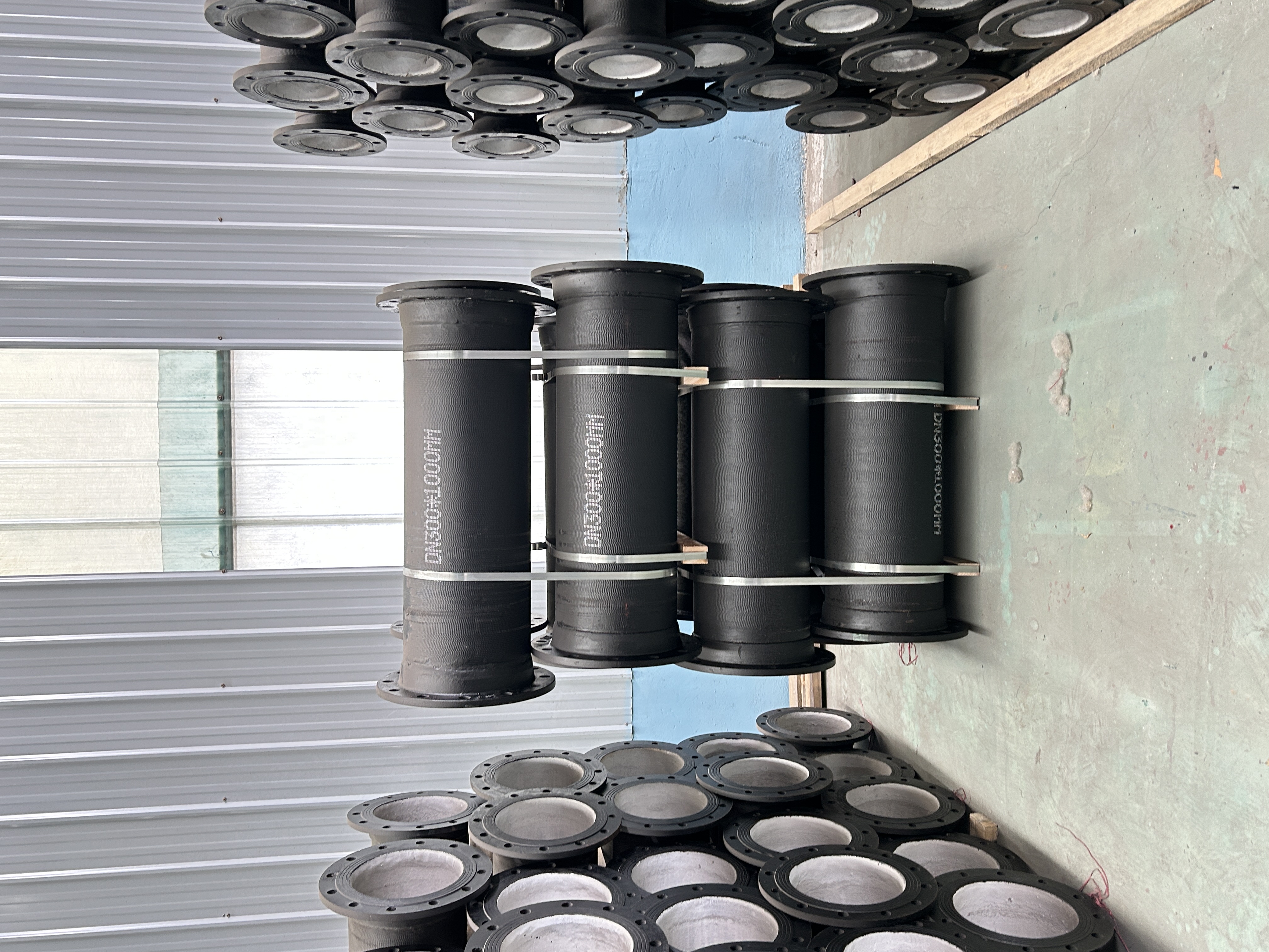 ダクタイル鋳鉄製フランジ管継手